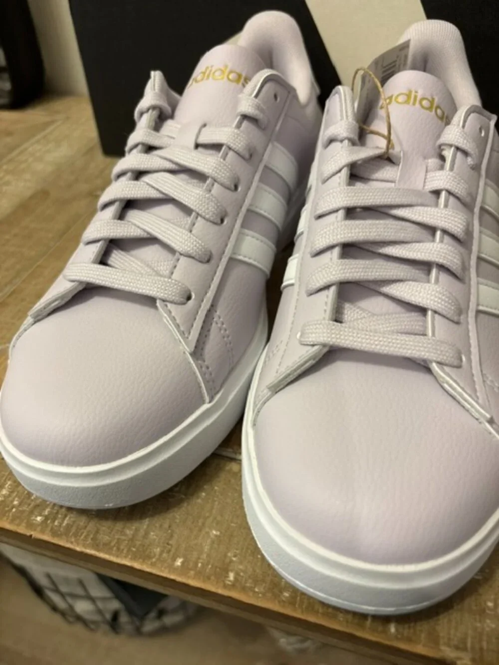 adidas Grand Court 2.0 Women's Sneakers - Light Lavender with White and Gold